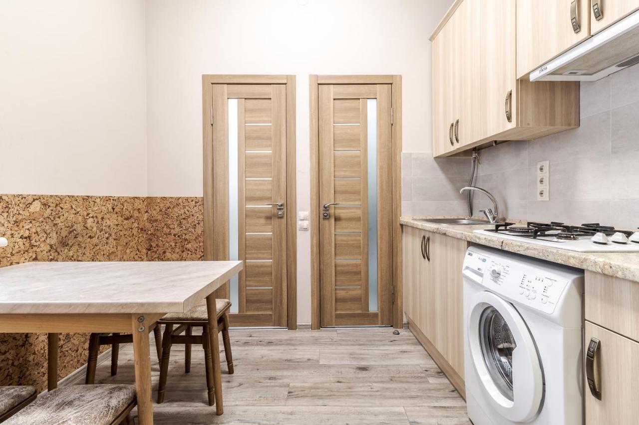 Creamy Apartment Lviv Kültér fotó